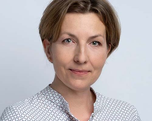 prof. UAM dr hab. Agnieszka Pyrzyńska