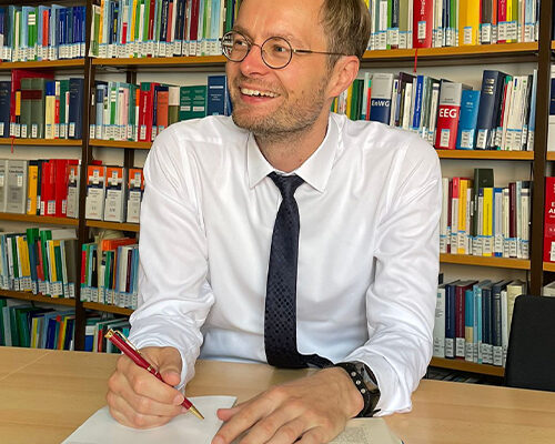 prof. dr hab. Wojciech Piątek